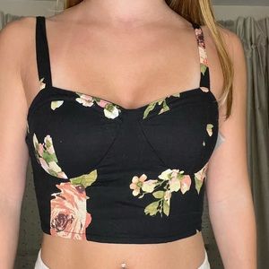 Padded stretchy floral crop top